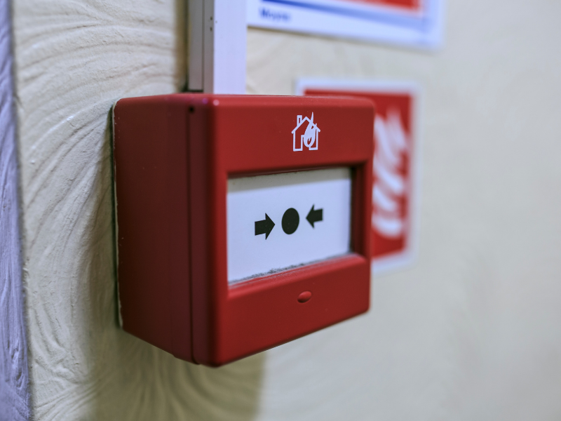 A fire alarm push button